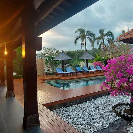 Bale Solah Lombok Holiday Resort เซงกีกี ภายนอก รูปภาพ