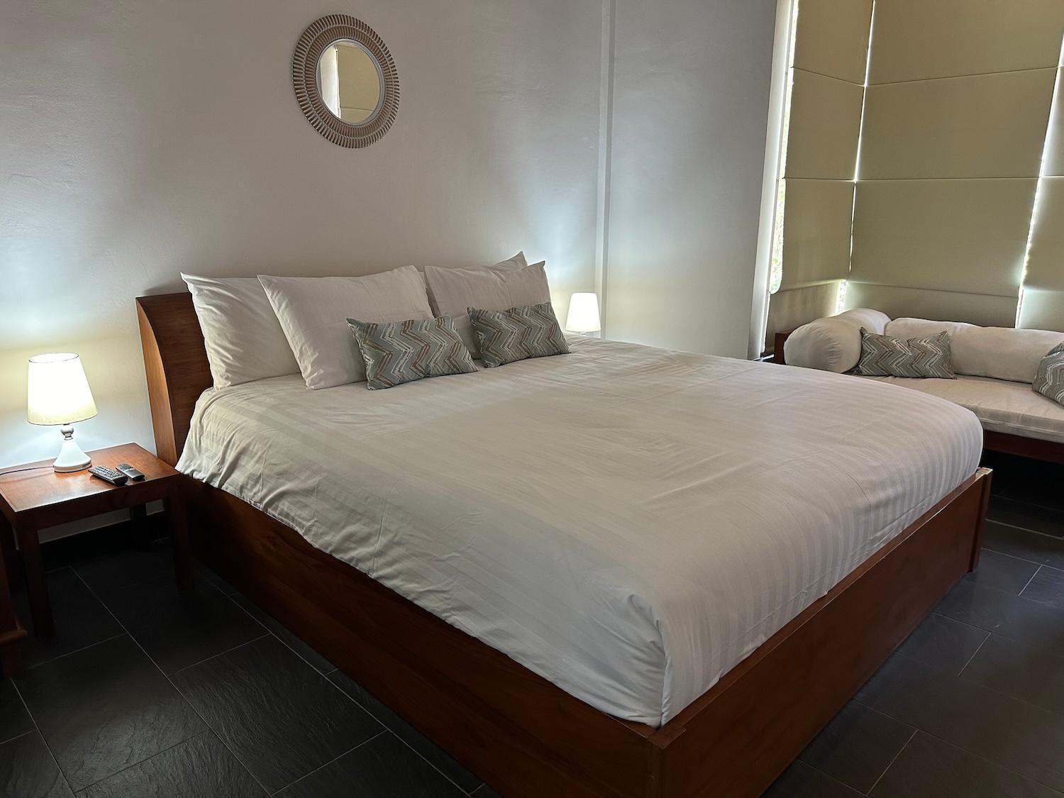 Bale Solah Lombok Holiday Resort เซงกีกี ภายนอก รูปภาพ